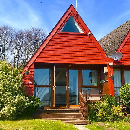 Clifftop Chalet With Pool Deal Eksteriør billede
