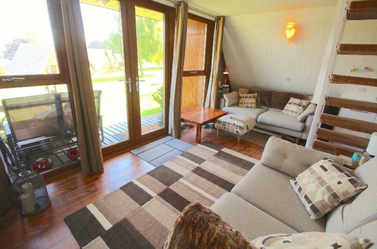 Clifftop Chalet With Pool Deal Eksteriør billede